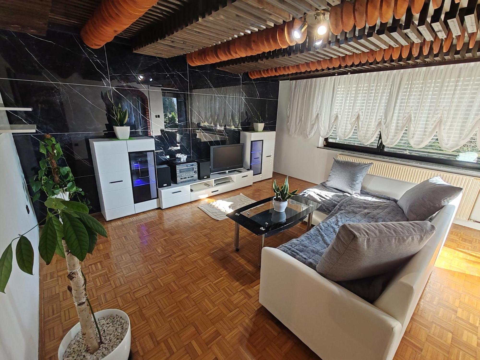 Apartment Preseren سمارجيسك توبليس المظهر الخارجي الصورة